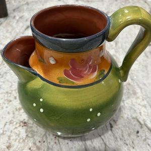 Beautifully Colorful Centrum Tuscan Rose 64oz pitcher Microwave Dishwasher Safe.